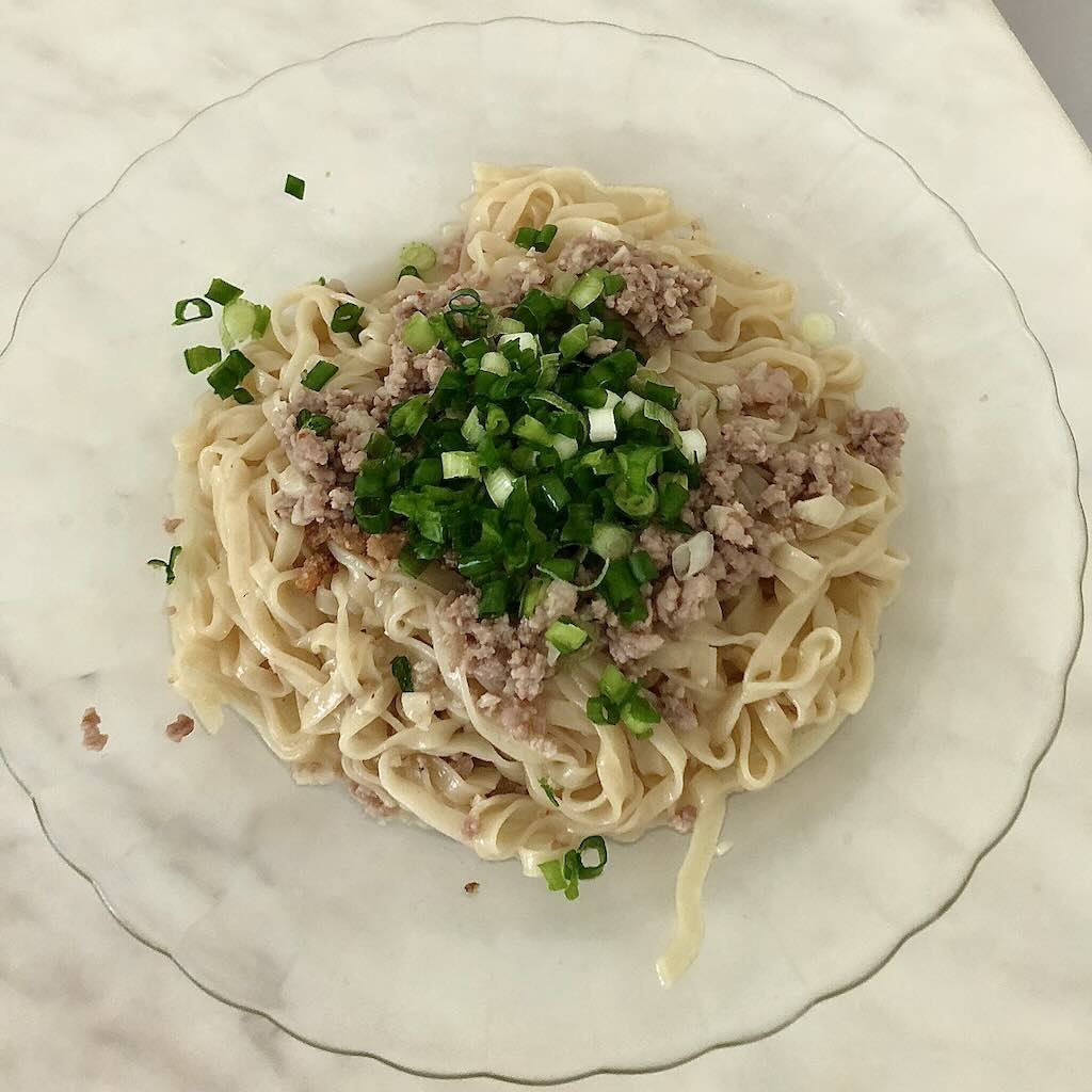 Hakka Mee with minced pork,green onions